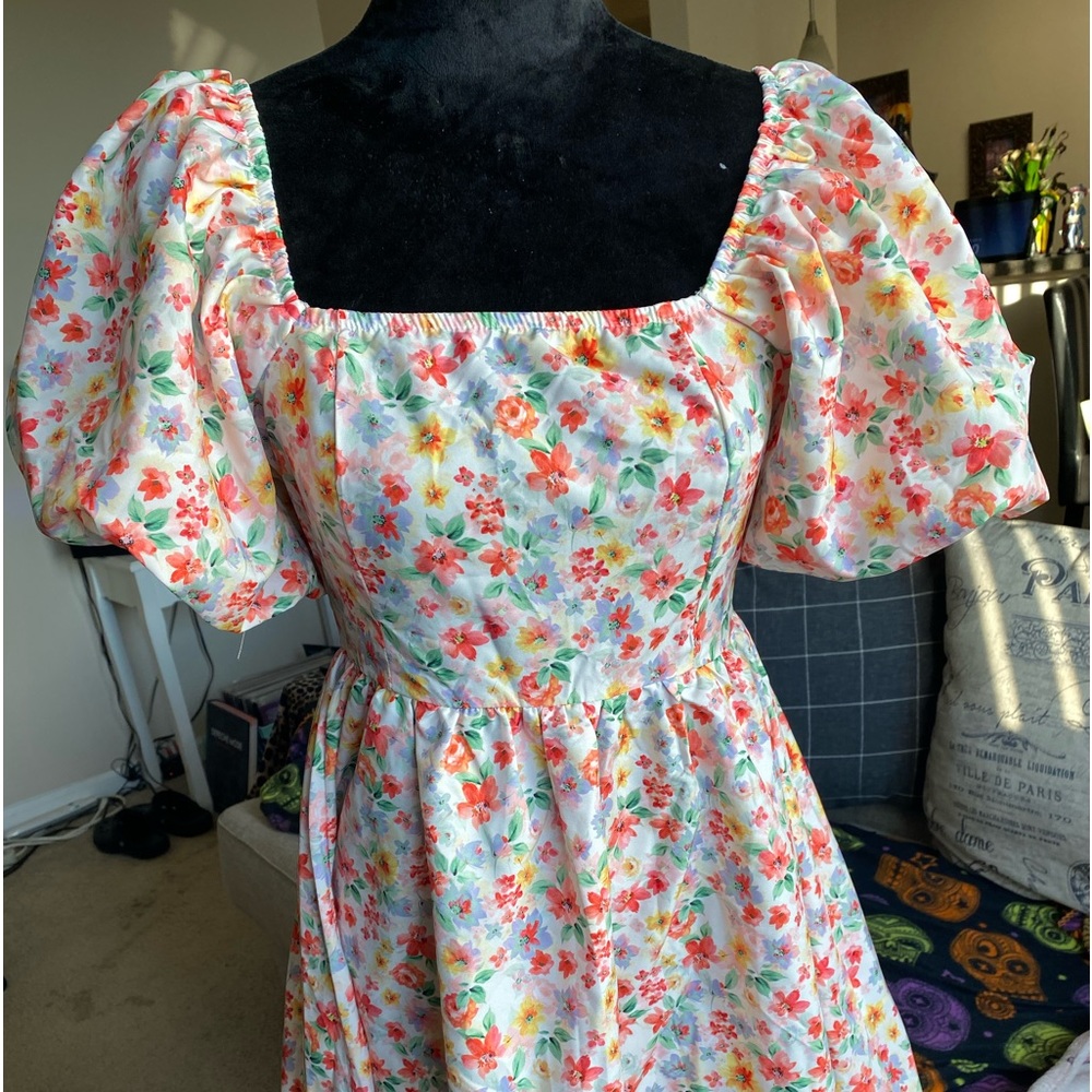 SHEIN , Floral short puffy sleeves size M
